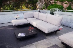 Brick Table Table d’appoint d’extérieur, black, 56x39x63.5 cm