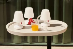 Brick Table Table d’appoint d’extérieur, 56x39x63.5 cm