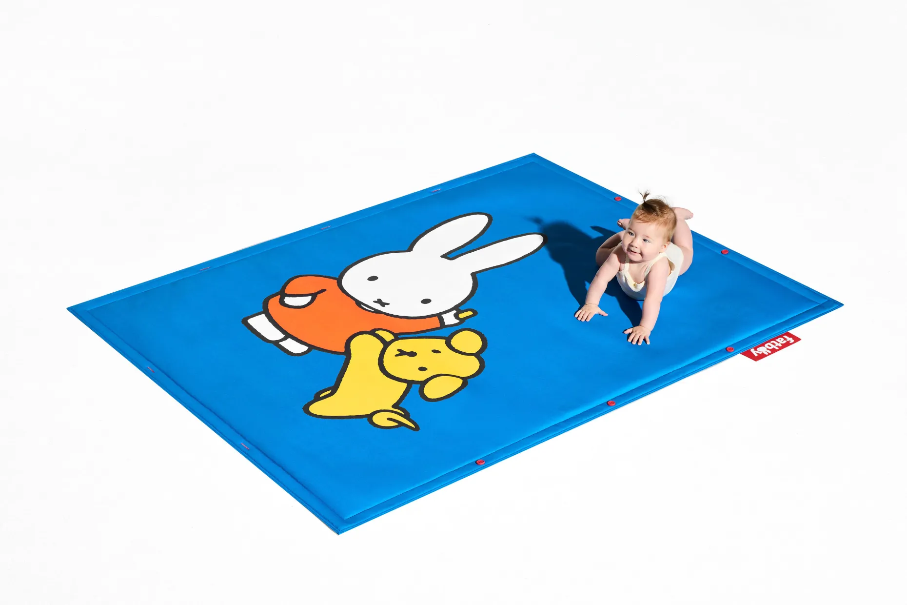 Flying Carpet x Miffy Tapis de jeu Miffy, bleu, 180x140 cm