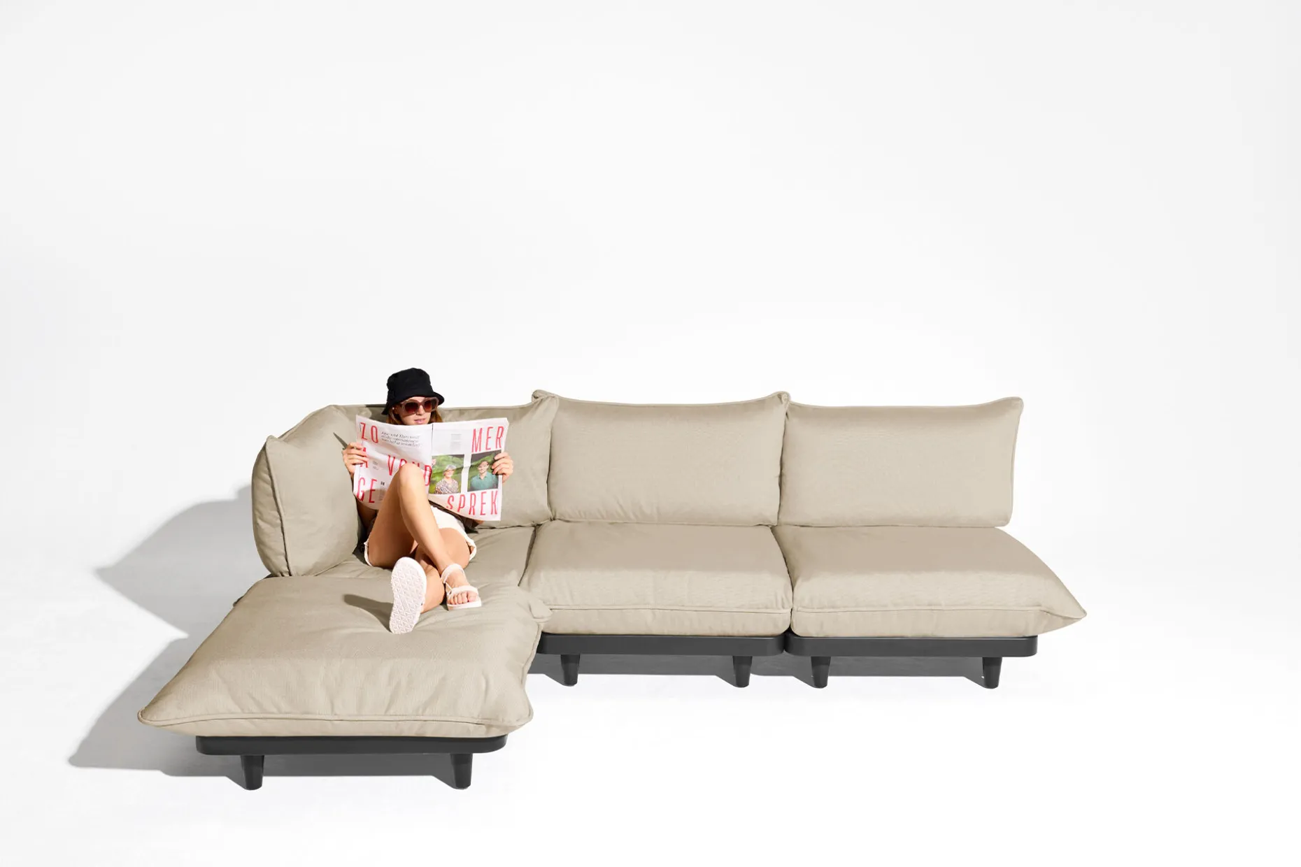 Paletti Set Medium Royal + Table Ensemble lounge d’extérieur modulaire, 190x190x90 cm