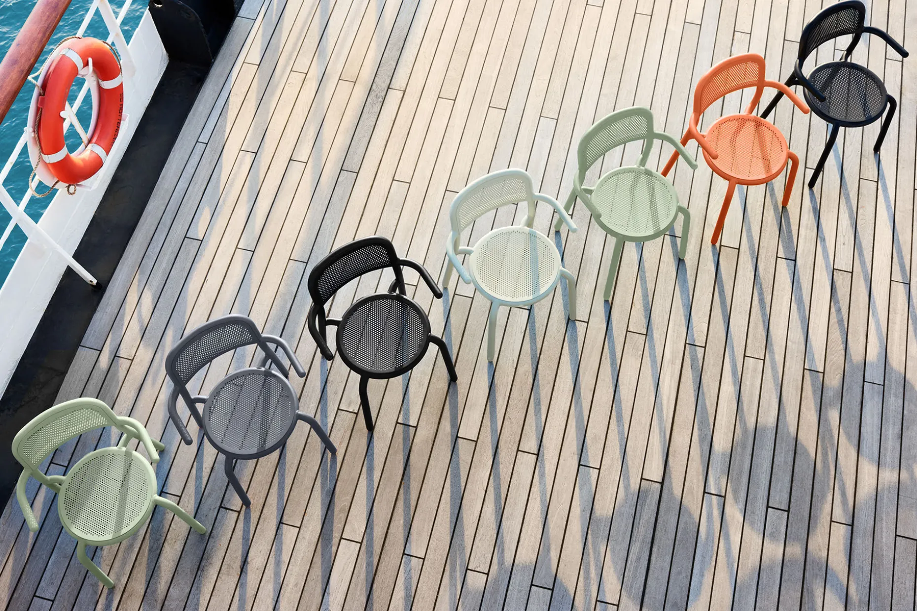 Toní Armchair Chaise de jardin avec accoudoirs, beige, 59.5x54.5x80.5 cm