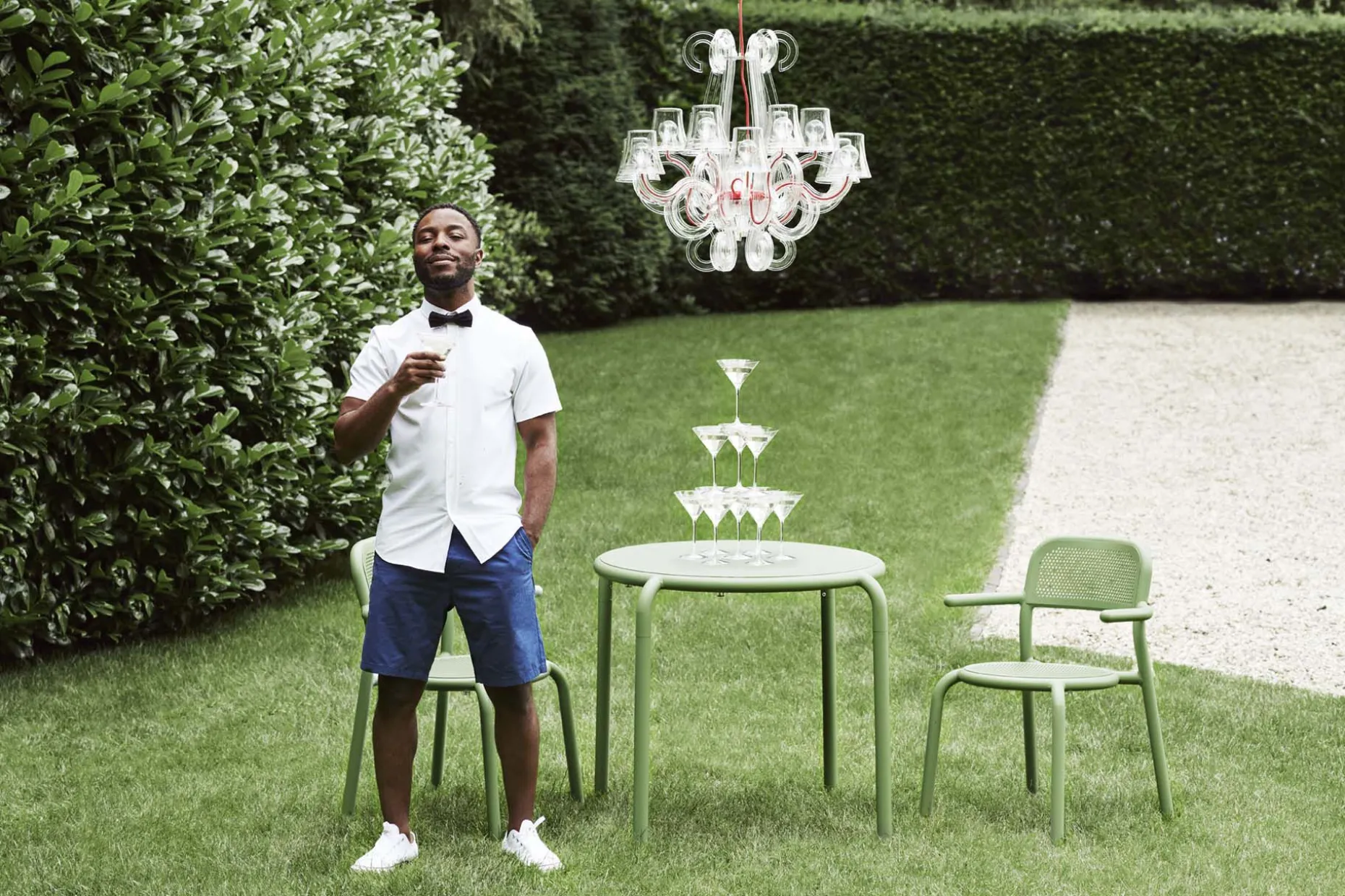 Toní Armchair Chaise de jardin avec accoudoirs, vert, 59.5x54.5x80.5 cm